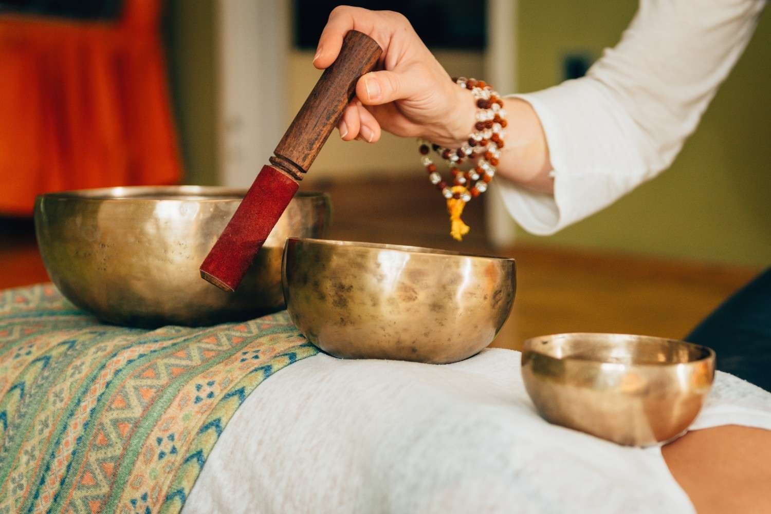 How Sound Healing Helps With Anxiety, The Emotional Benefits of Sound Healing